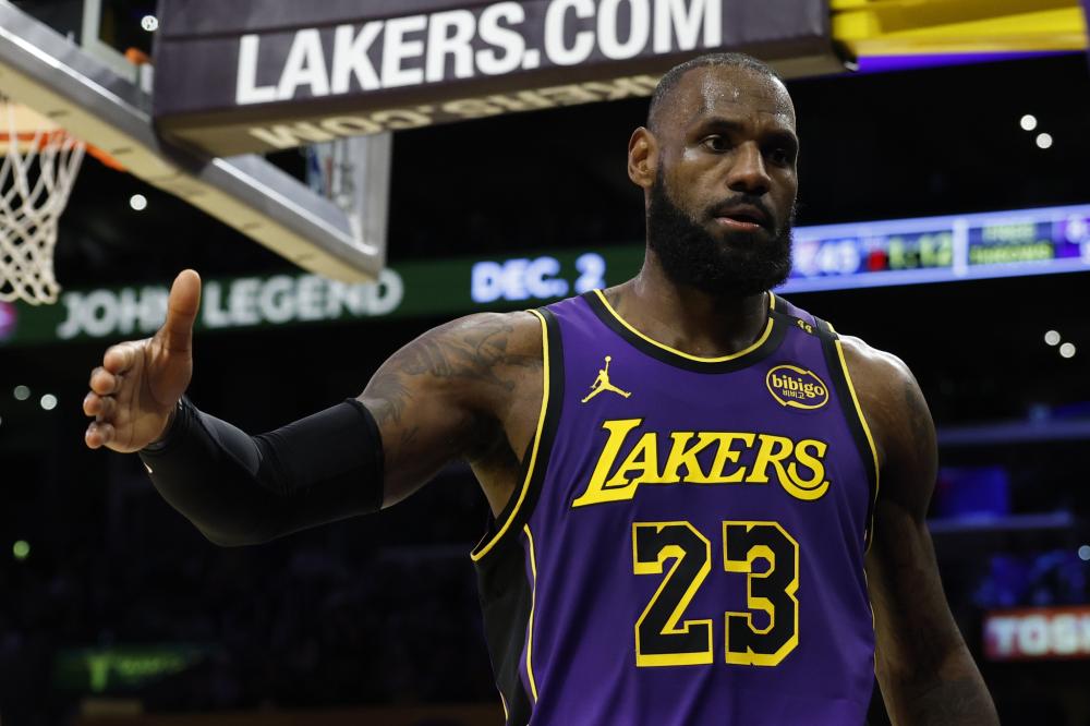 着队友主罚 着队友主罚